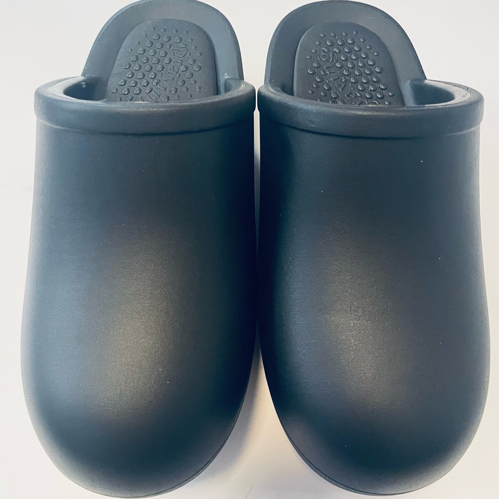 Black Praying Clogs - Picture 4 of 5
